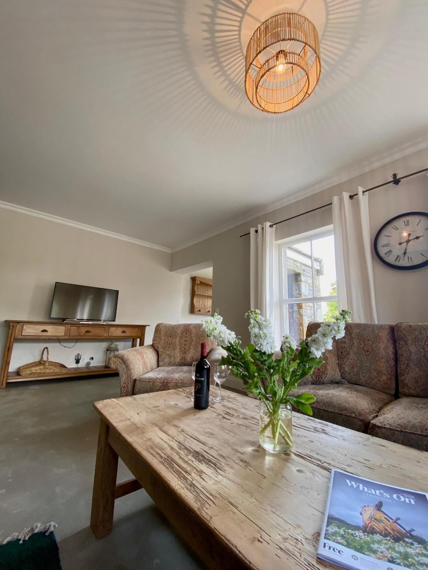 Shanakeever Farm - 3 Bedroom Apartment Clifden Exteriör bild