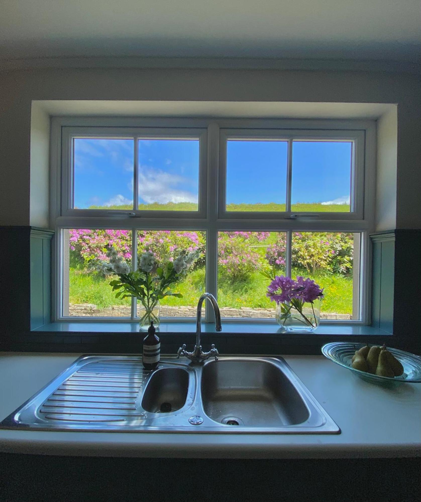 Shanakeever Farm - 3 Bedroom Apartment Clifden Exteriör bild